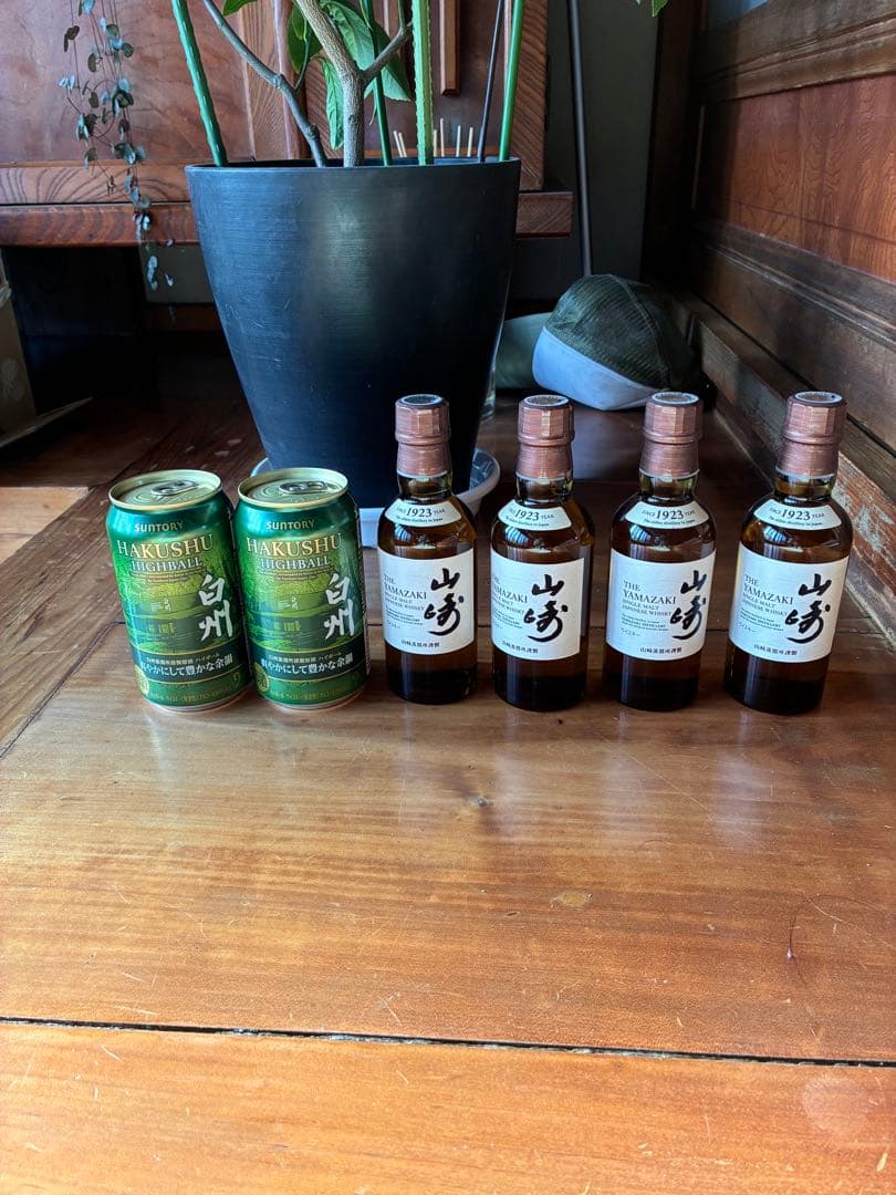 山崎180ml 4本と白州缶2本セット