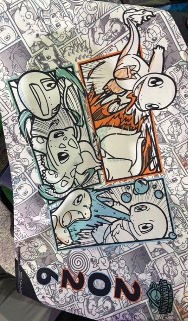 ポケモンセンター限定プレイマットEUIC ロンドン 御三家　フシギダネ　ヒトカゲ