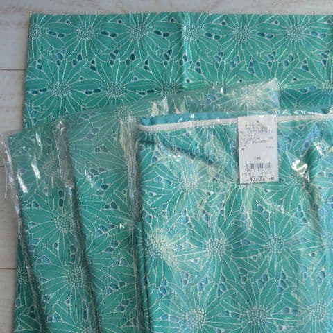 deux C propoose un style de vie クッションカバー