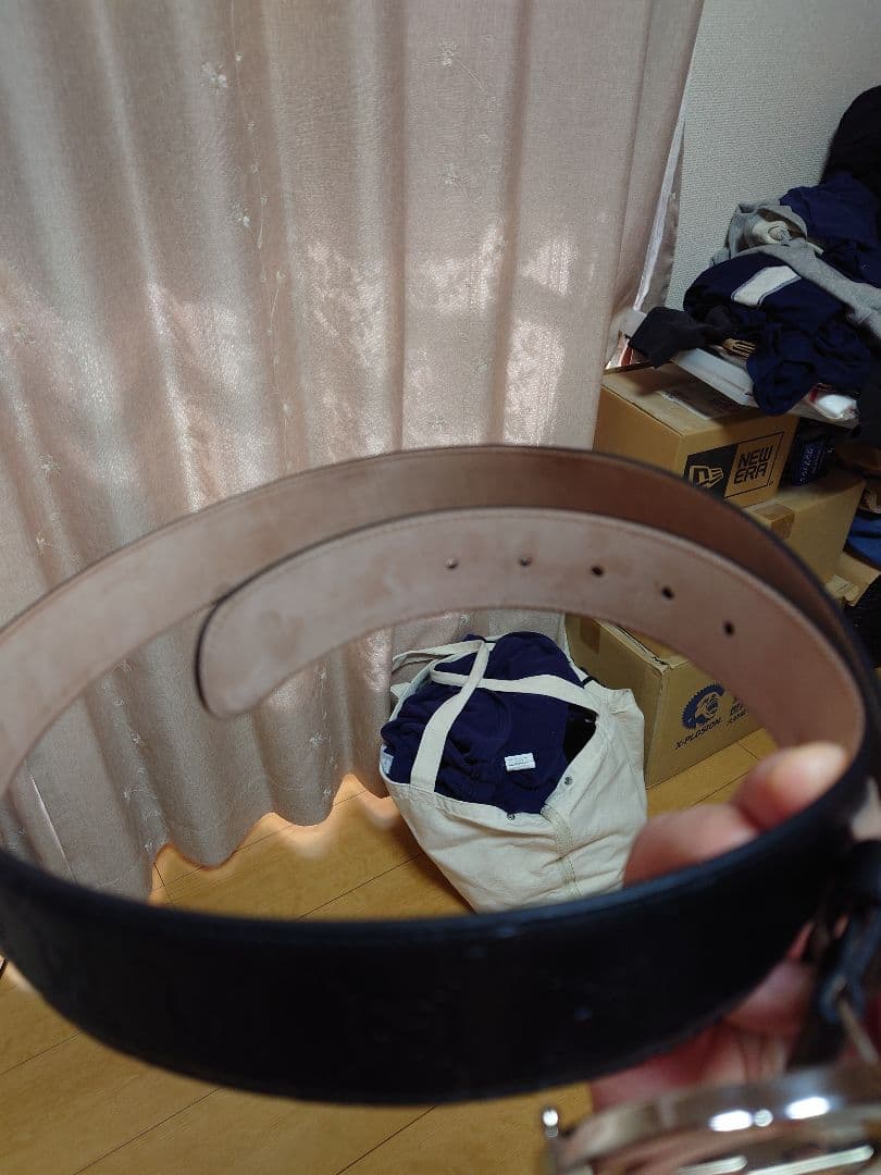 GUCCI ブラックレザーベルト 100/40