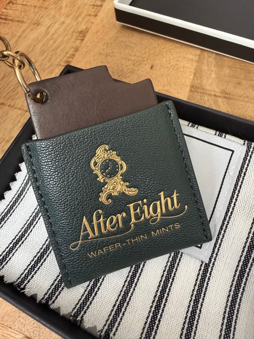 美品＊アニヤハインドマーチ 「After Eight®」 チャーム 保証付き