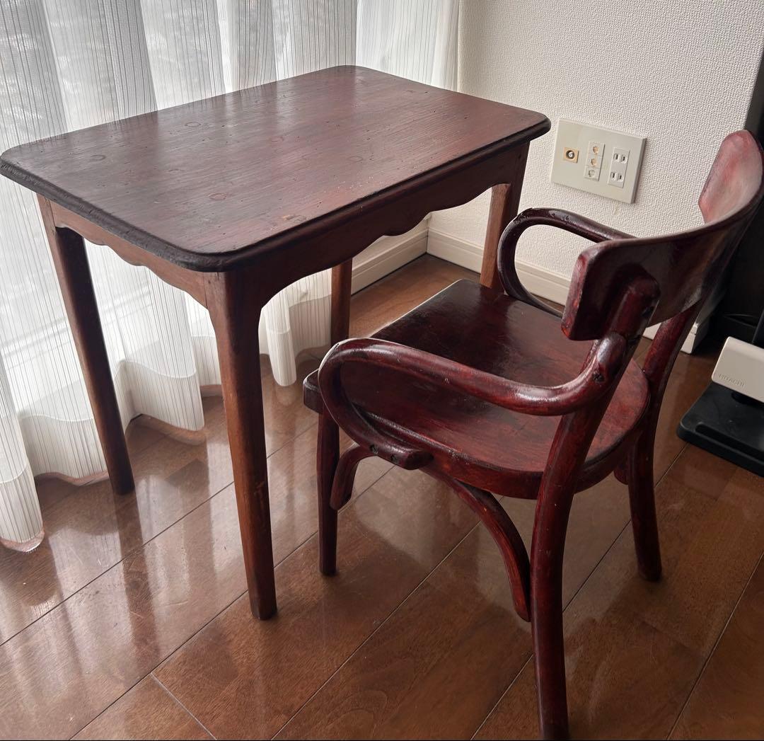 木製アンティークデスクと椅子のセット