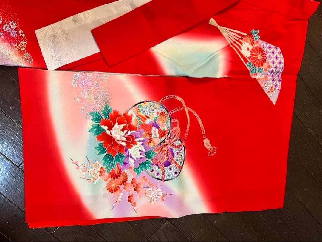 赤い花柄着物 七五三用　女の子