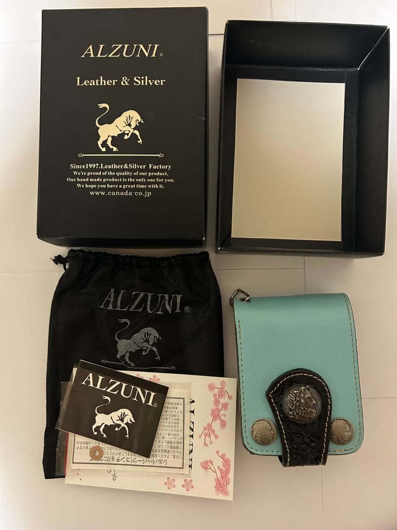 コーくんパパ アルズニ ALZUNI 本革二つ折り財布 カスタム コンチョ
