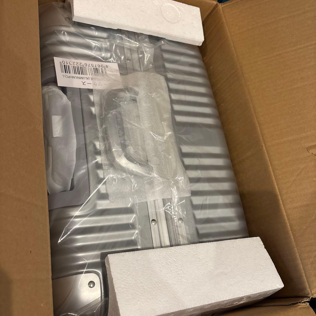 ALUMINUM FLAME SUITCASE シルバー120リットル