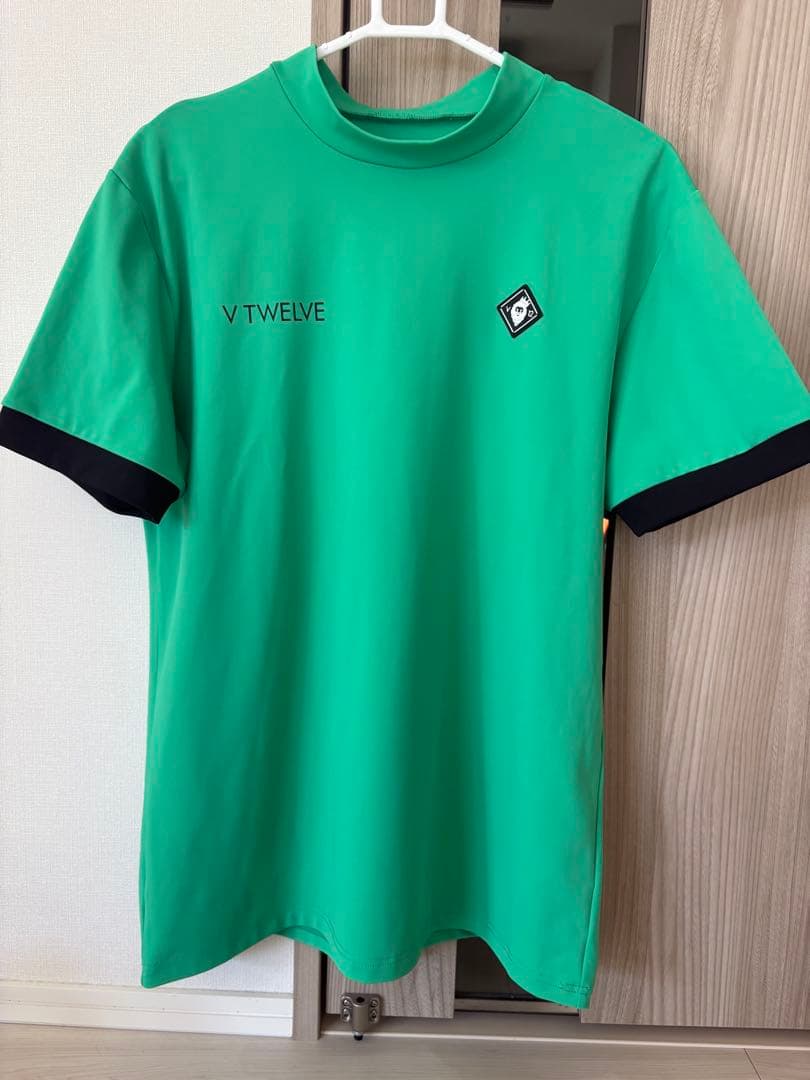 新品 [V12] モックネック Lサイズ