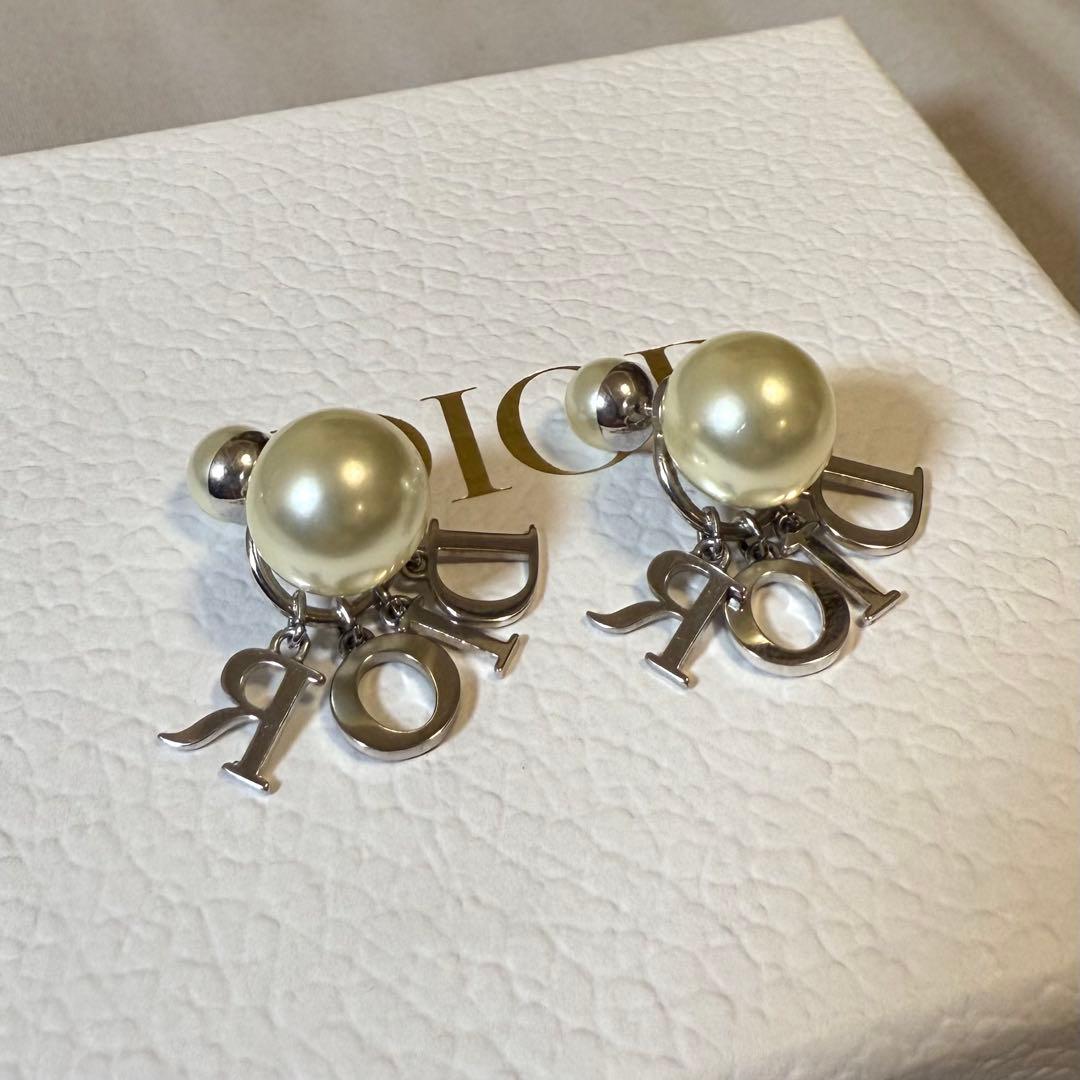 chinami様　Dior Tribales トライバルピアス シルバー