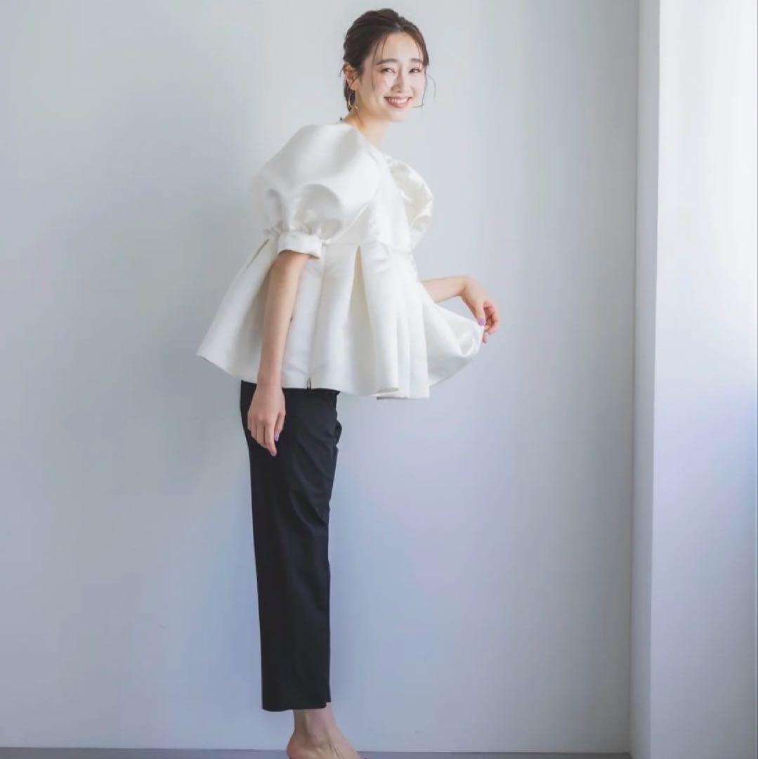 お値下げしました❣️bitnabiぽわん袖サテントップス