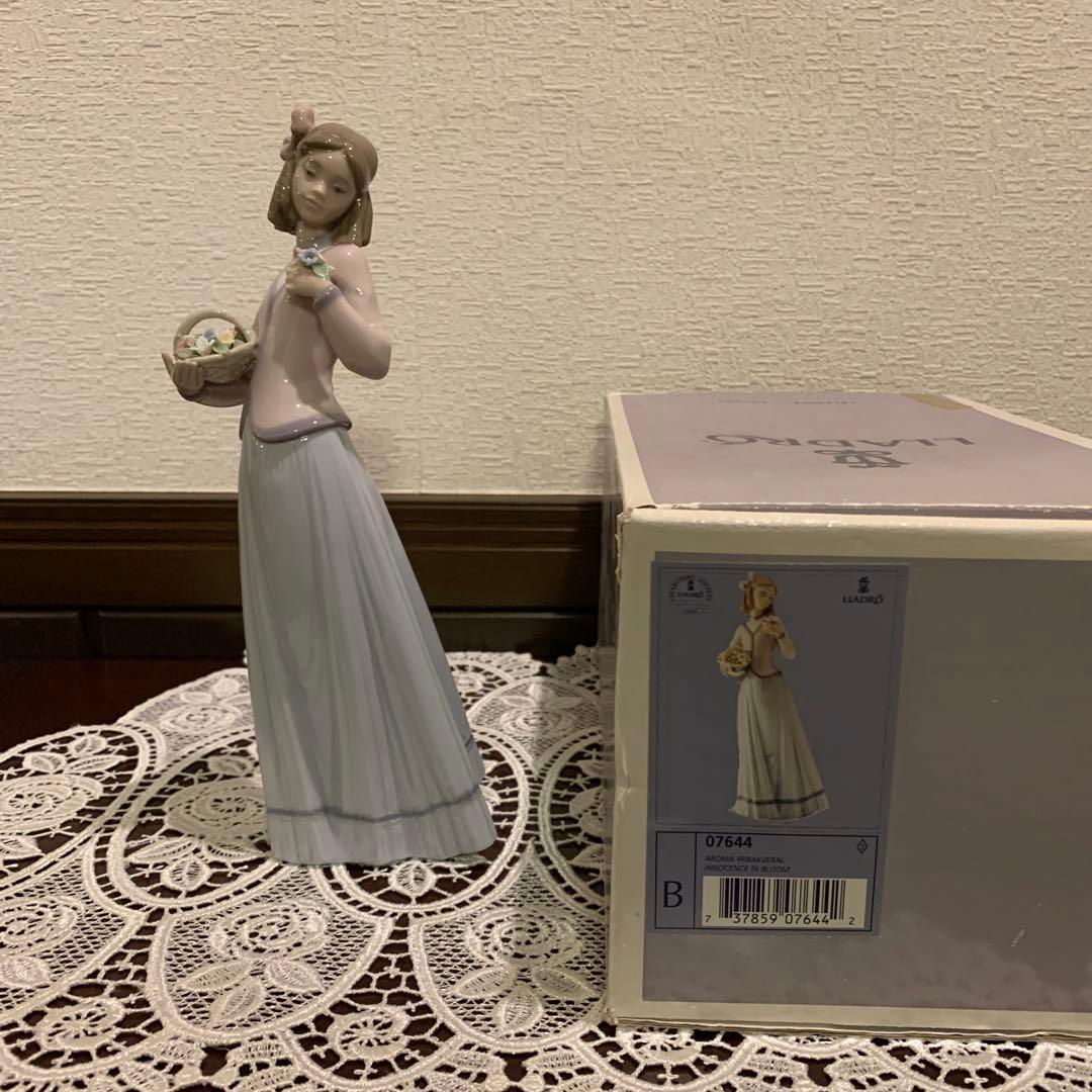 会員限定・希少】LLADRO リヤドロ　 『春の香り』箱付　陶器
