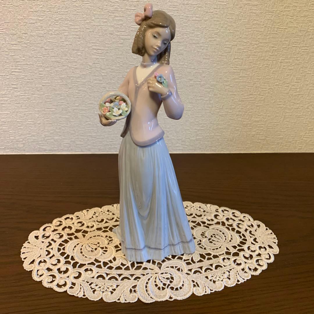 会員限定・希少】LLADRO リヤドロ　 『春の香り』箱付　陶器