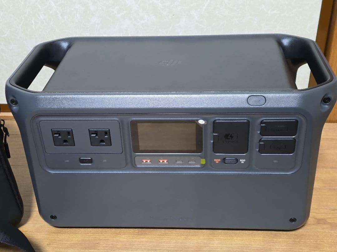 DJI Power 1000 本体 + 純正キャリングバッグ