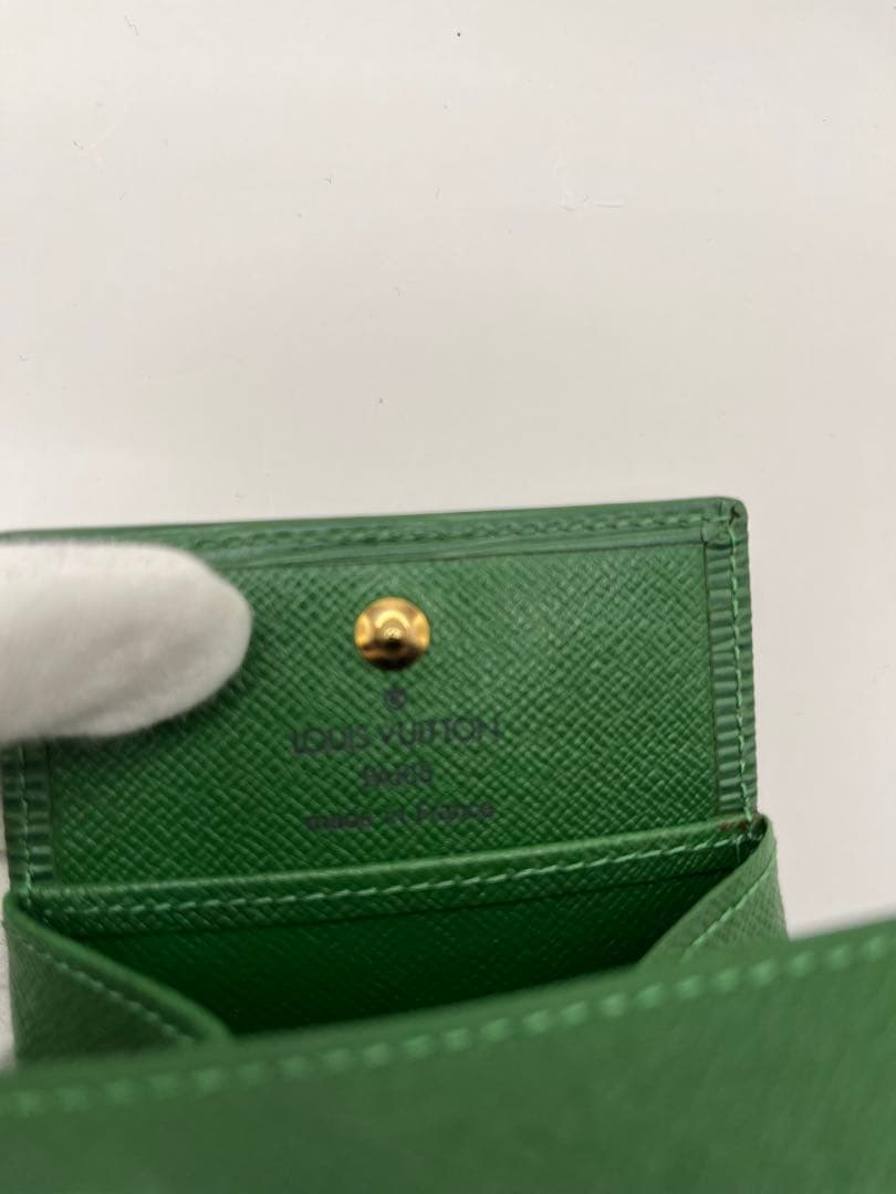 ルイヴィトン エピ ボルネオ グリーン ポルトモネ ボワット M63694