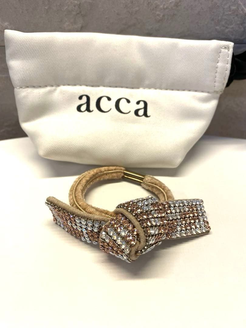 アッカ　ドレスポニー