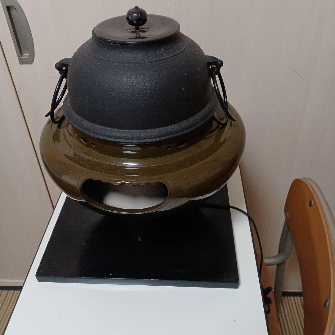 値下げ、鋳鉄製黒色茶釜 電気式、通電確認。