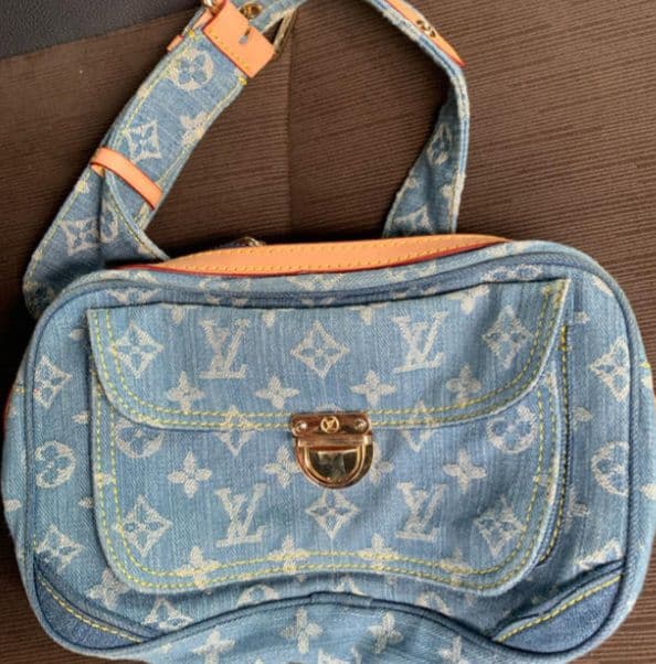 デニムボディバッグ