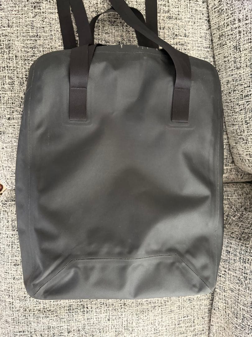 バッグ ARC'TERYX VEILANCE Seque Tote