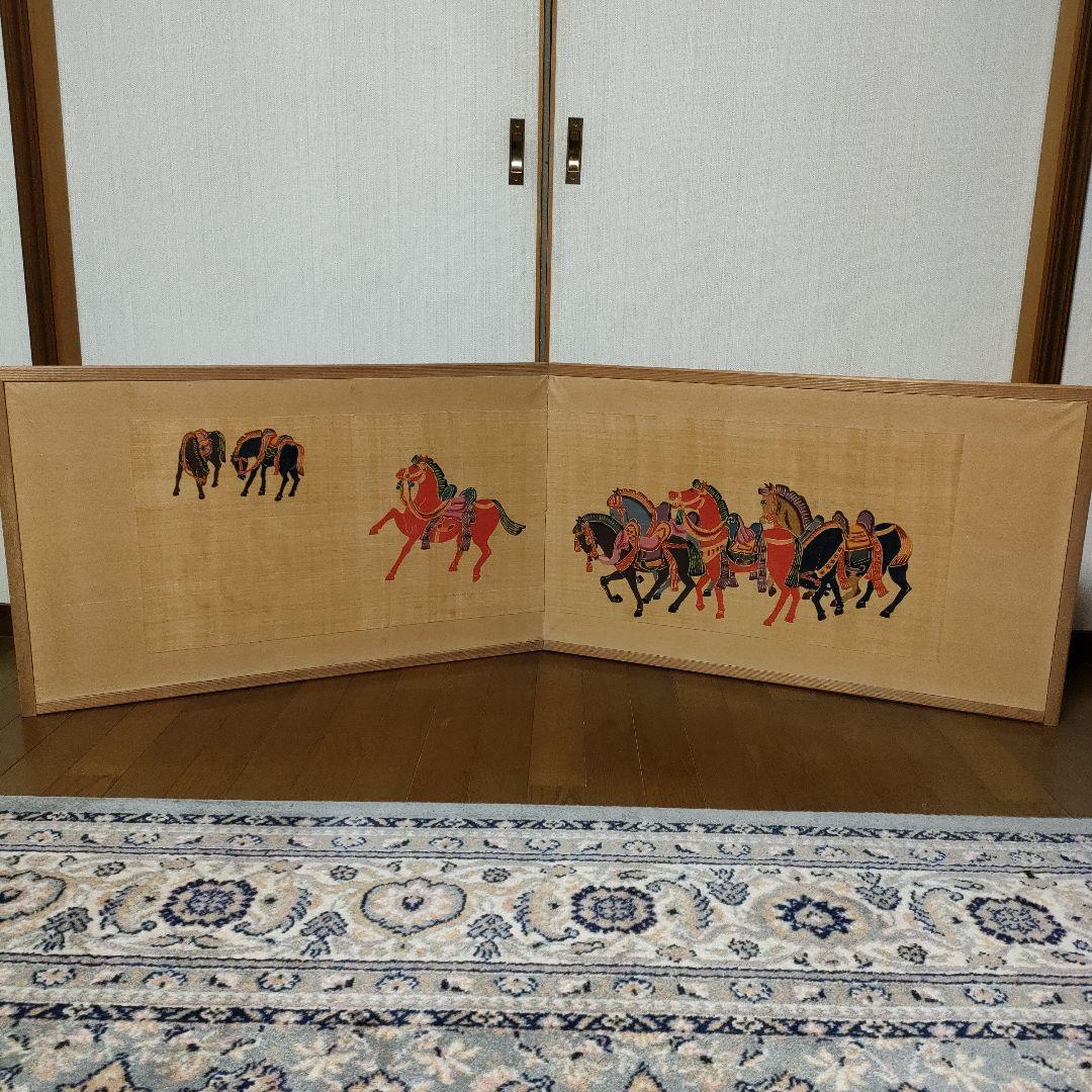 末吉安久作 琉球紅型　半折扁額 大判芭蕉布「吉祥馬図」