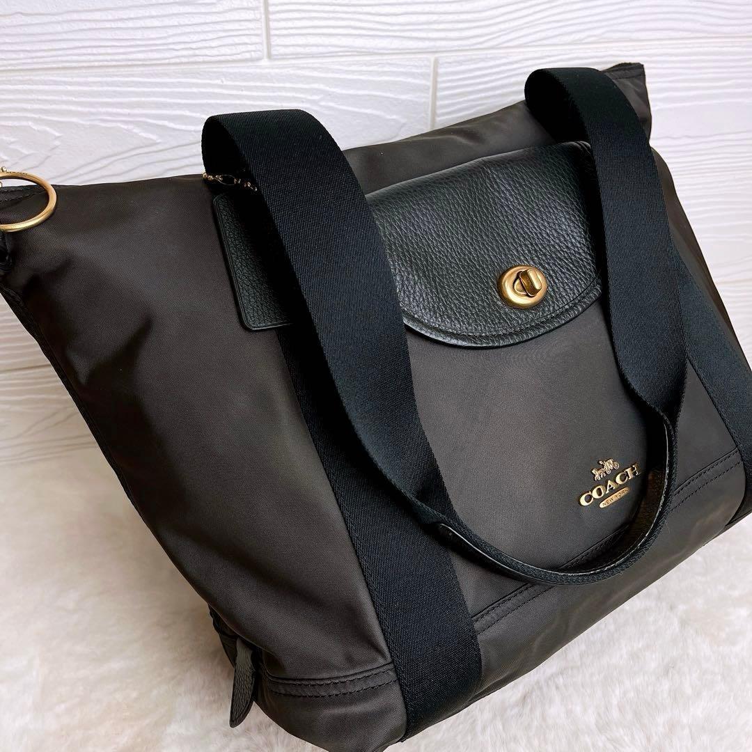 極美品☆COACHコーチ トートバッグ ナイロン 大容量 A4収納ネイビー.