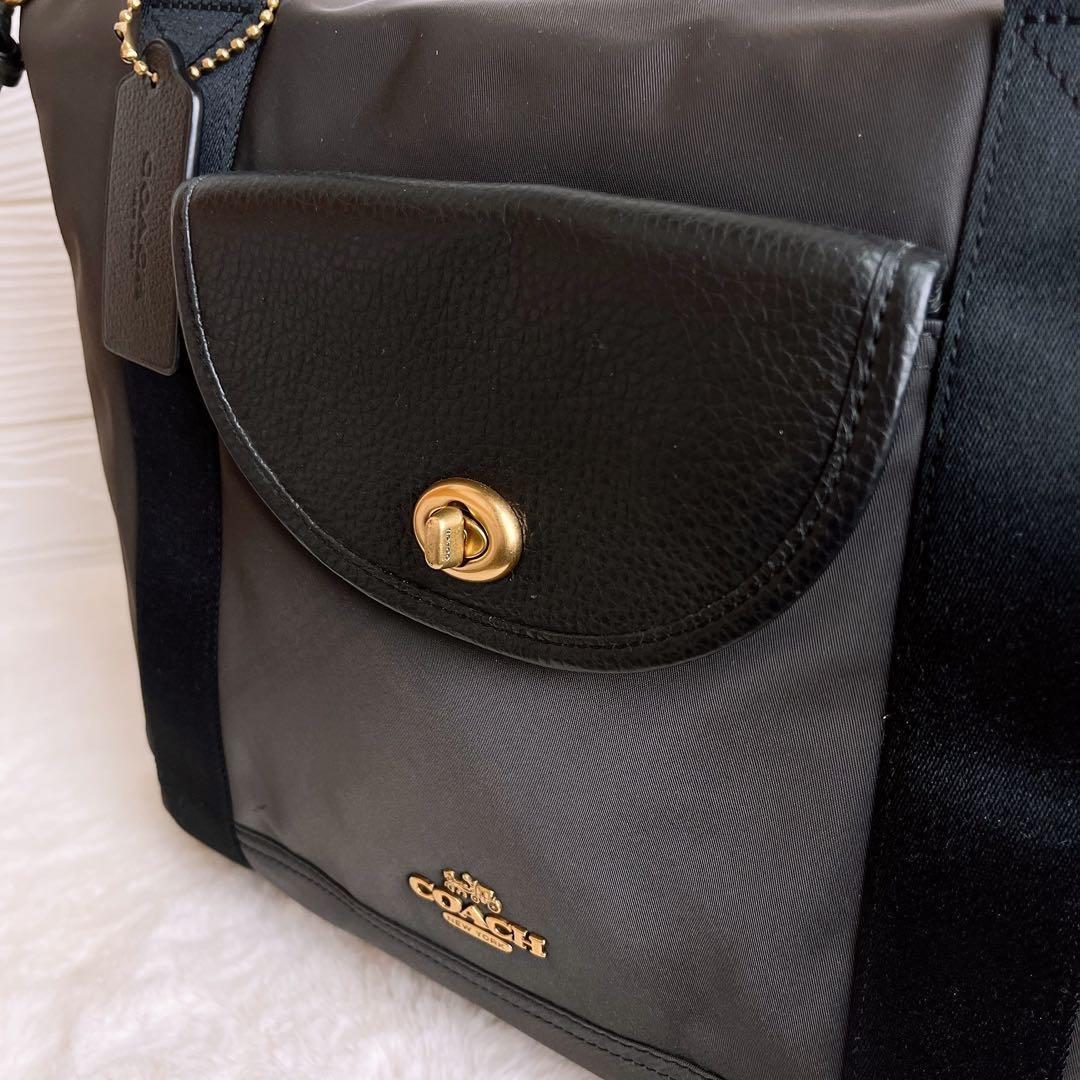 極美品☆COACHコーチ トートバッグ ナイロン 大容量 A4収納ネイビー.