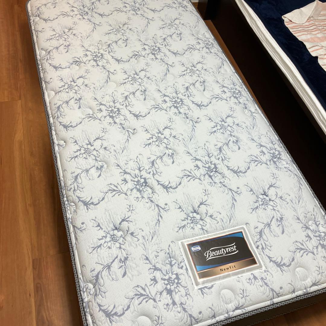 シモンズ マットレスニューフィット シングル 2/17まで