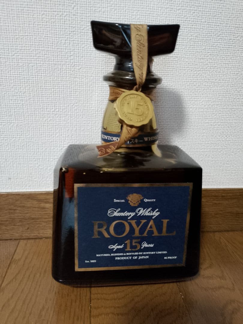 サントリー ウィスキーローヤルプレミアム 15年