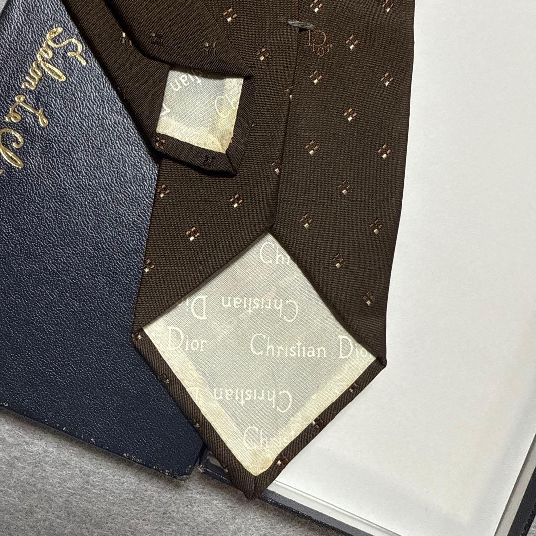 クリスチャンディオール　、バーバリー　ネクタイ　まとめて二本