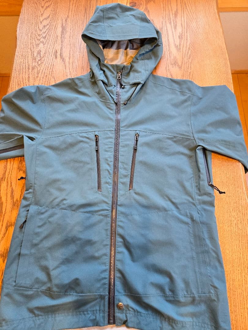 P.RHYTHM プリズムスノーボードウェア