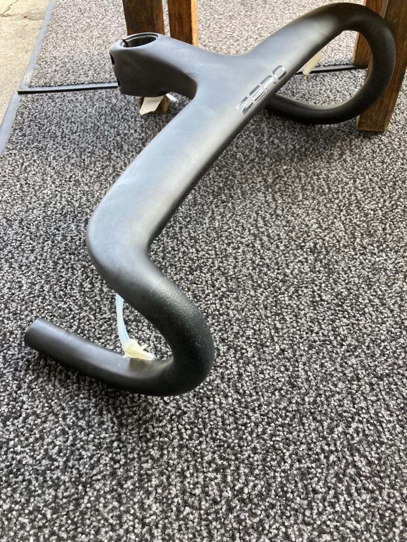 ウィンスペース　ZERO SL カーボンハンドル、ステム