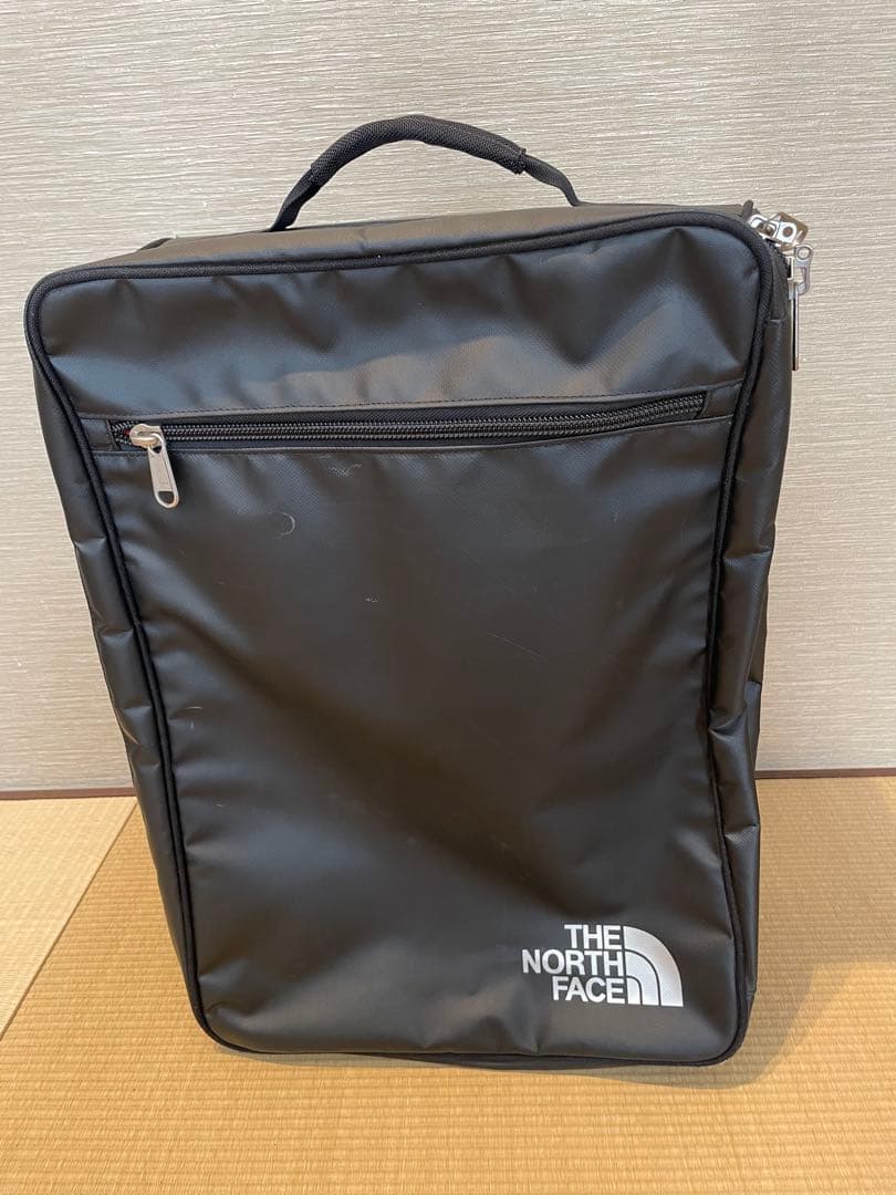 ノースフェイス　キャリーバッグ