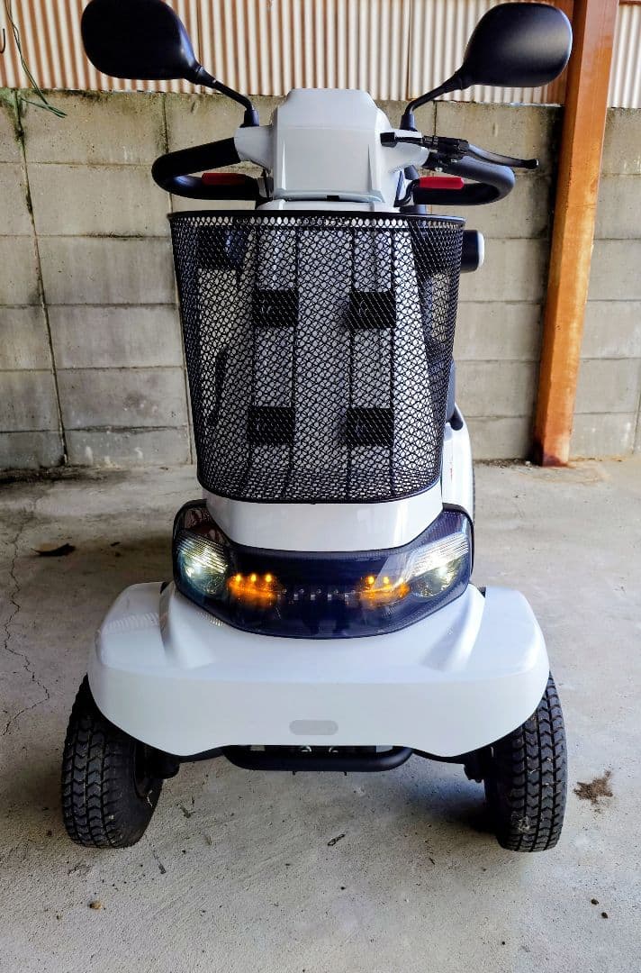 [引取限定] 美品 SERIO セリオ 遊歩フジ セニアカー ホワイト 白