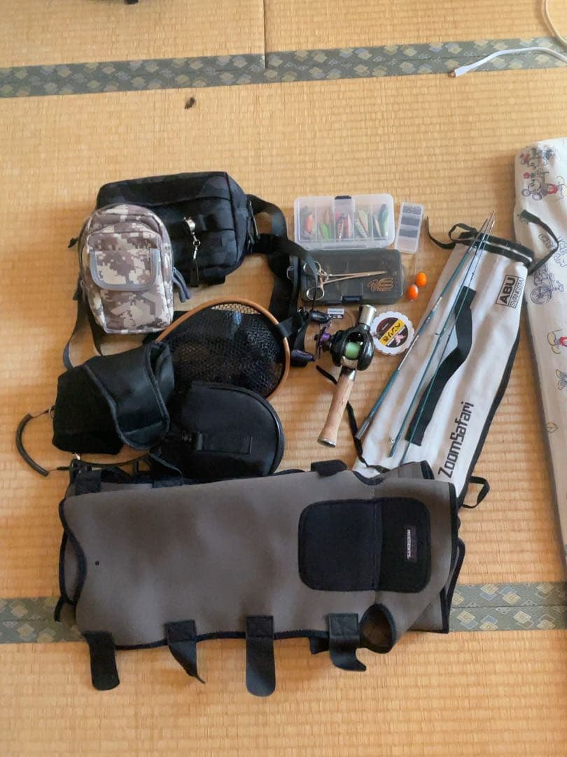 渓流ルアーセット　アブガルシアズームサファリ464Lグリップ改ベイトカスタム