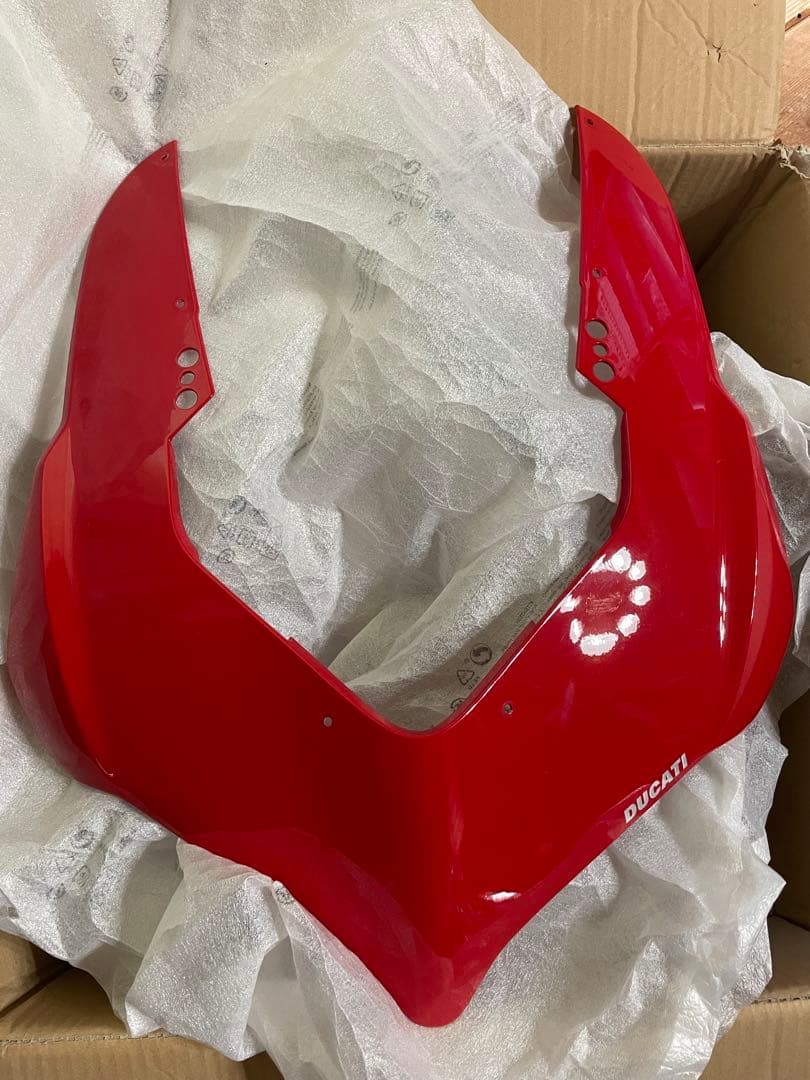 パニガーレv4 フロントアッパーカウル