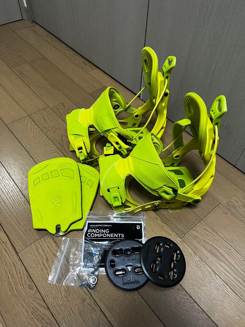 Flow NX2 スノーボードビンディング L イエロー