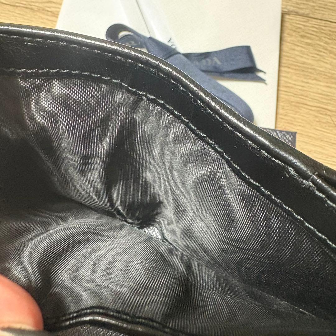 【値下げ】プラダ　美品　ソフトルックスレザー　メンズ二つ折り財布