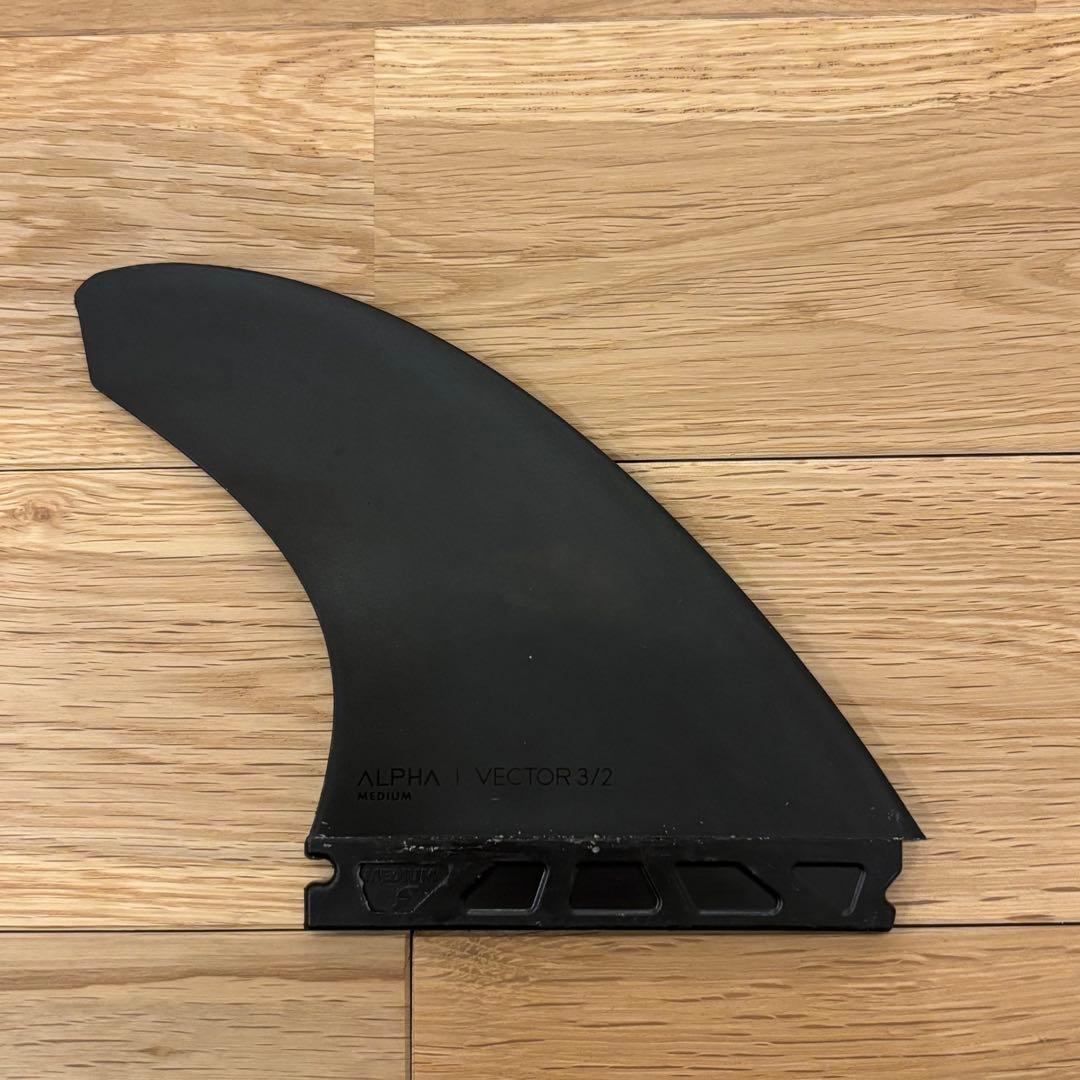 futures. 　フィン　ALPHA VECTOR 3/2 MEDIUM