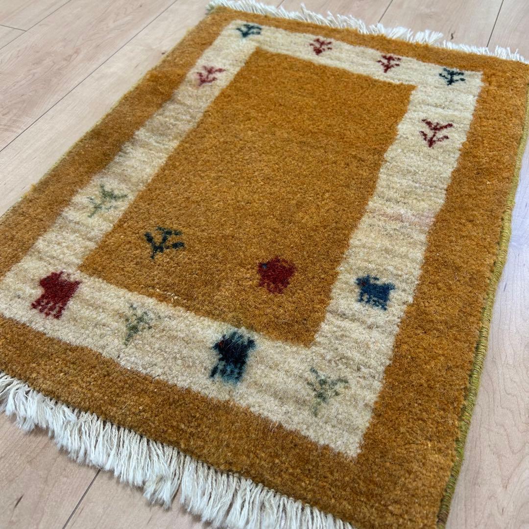 ギャッベ　シラーズ産　ペルシャ絨毯　玄関マット 59x45㎝