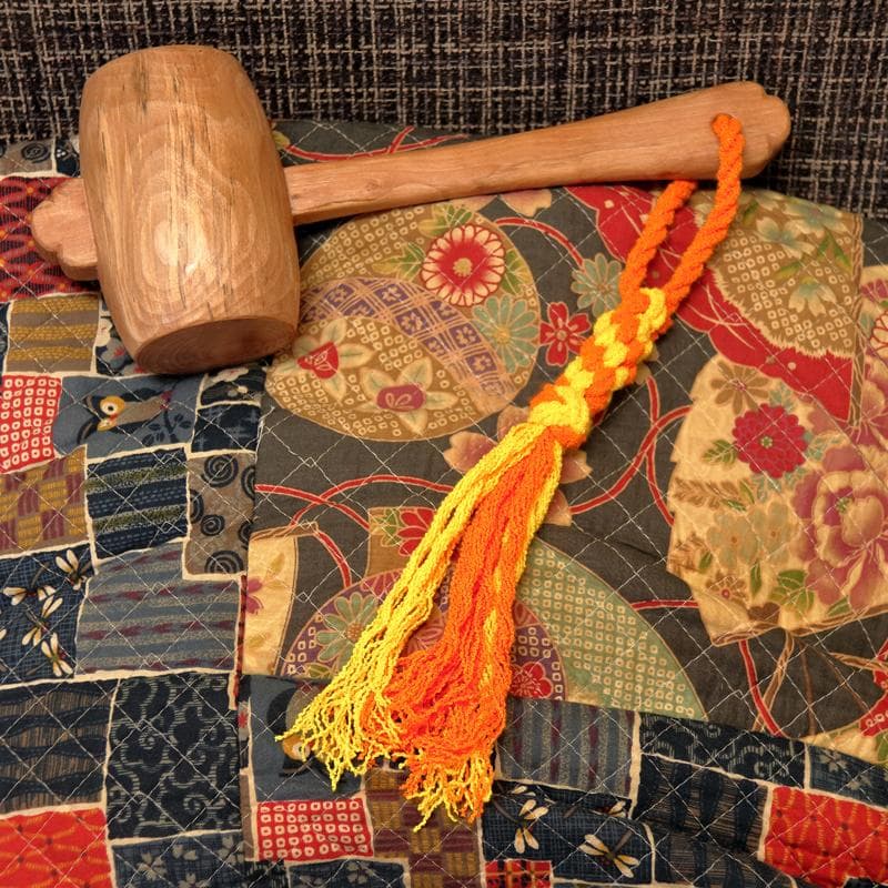 うちでのこづち（打ち出の小槌）手作りDIY木製置物木彫りヒメシャラ材アカラギ