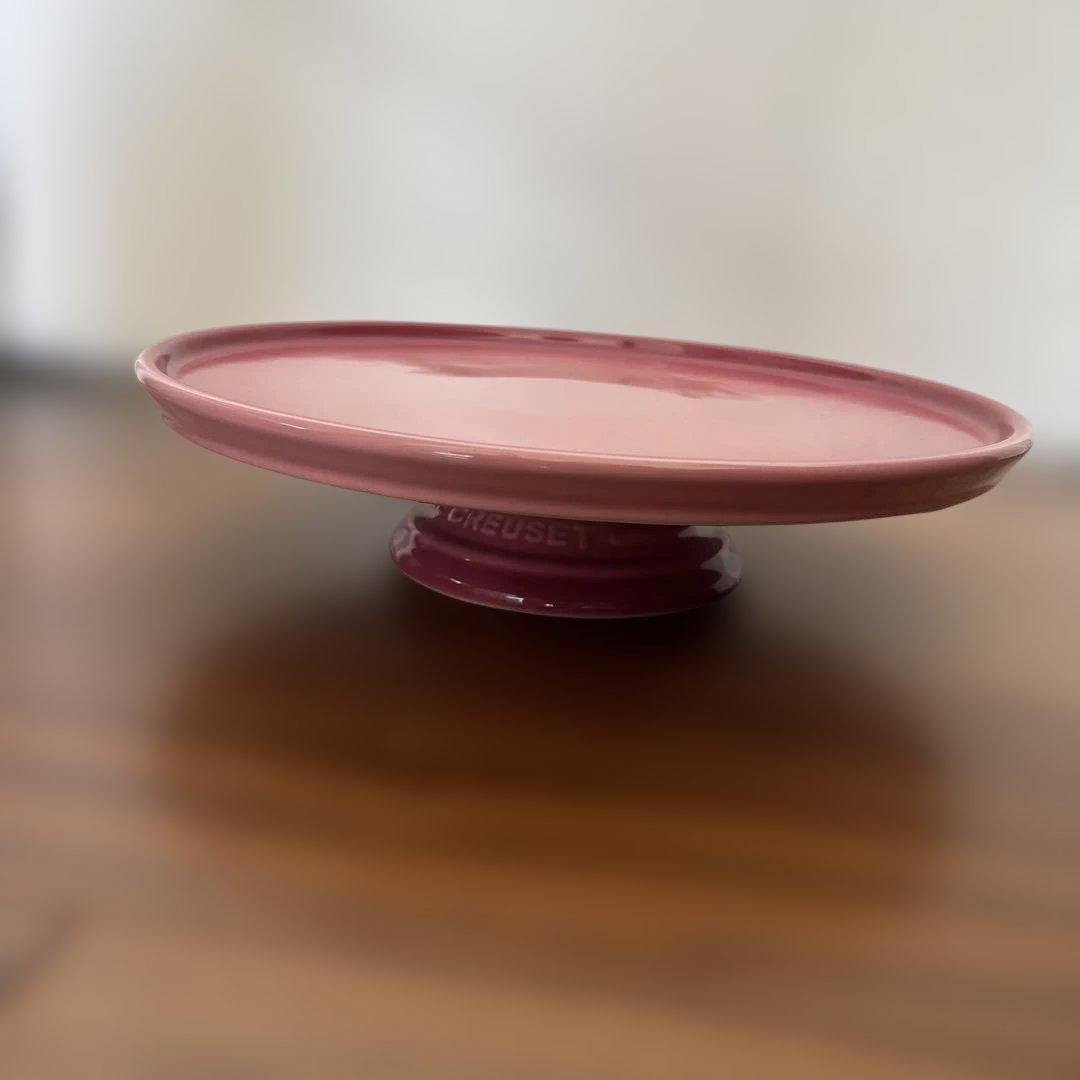 ルクルーゼ　ケーキ皿　ケーキスタンド