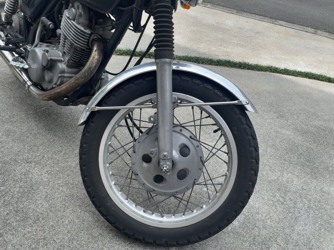 SR400 アルミ フロントフェンダー