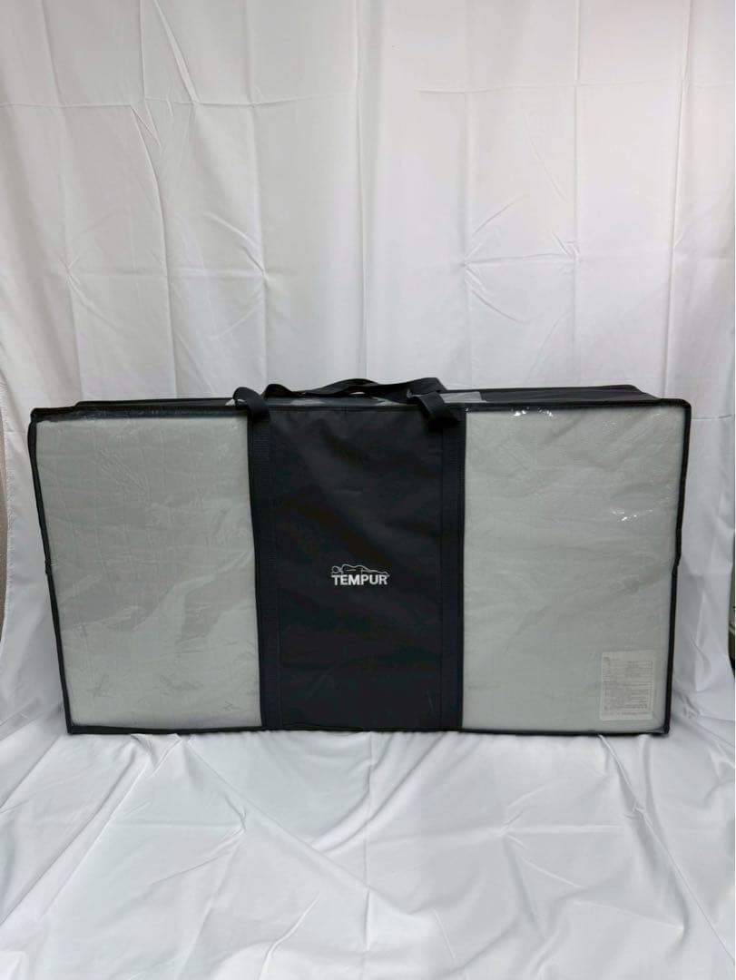 【美品】TEMPURテンピュール　低反発三つ折りマットレス　フトンデラックス