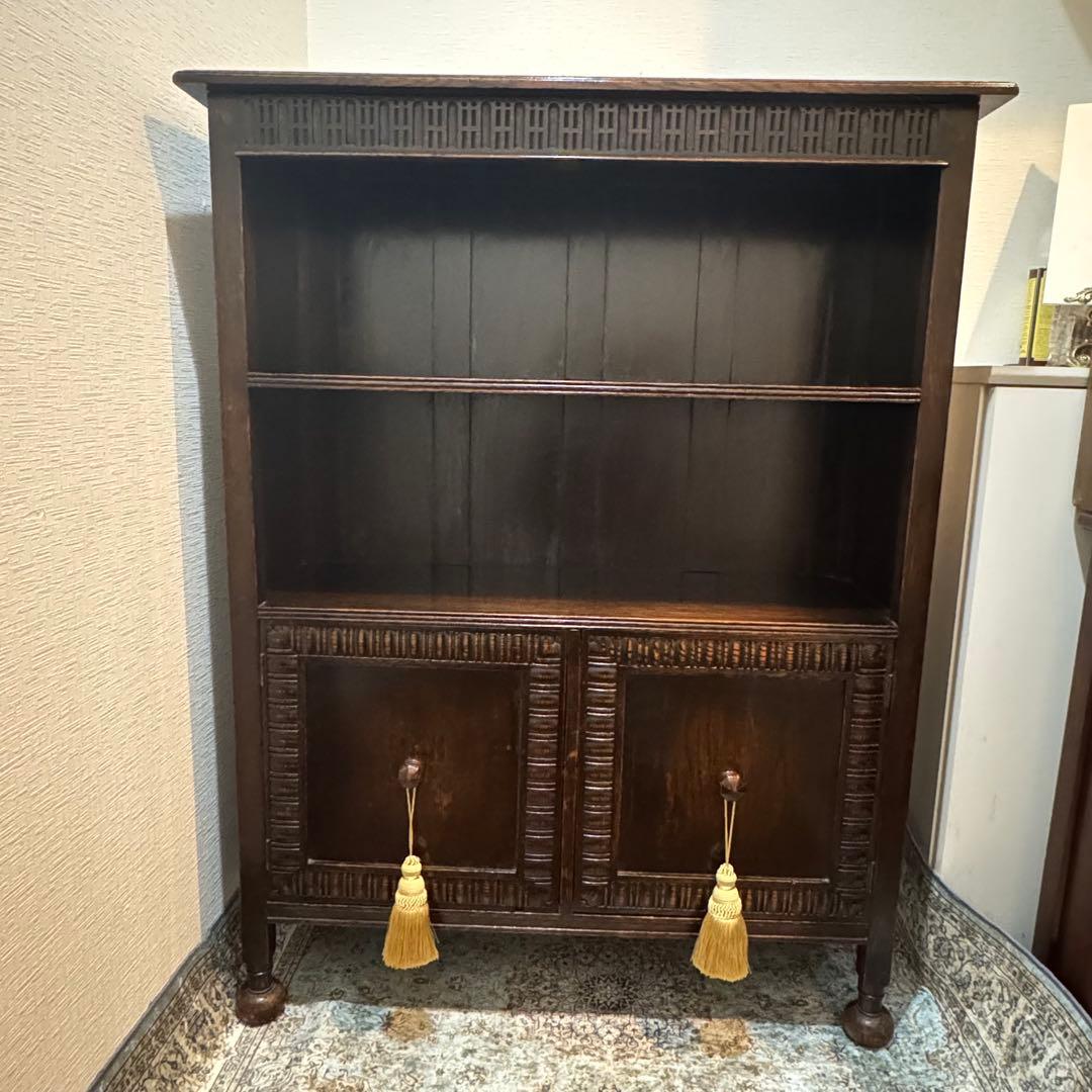 イギリスアンティーク家具　ブックシェルフ　本棚　飾り棚　キャビネット