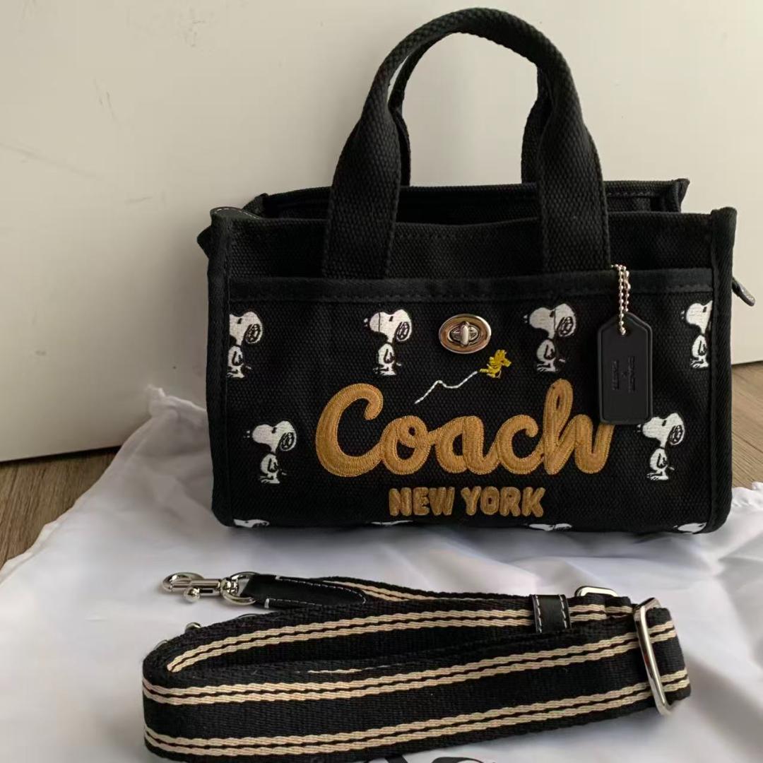 美品✨コーチ カーゴ トート 26 スヌーピー コラボ ブラック CBF70