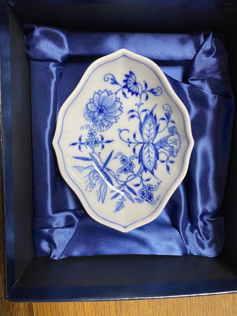 MEISSEN 花と蝶模様 八角形皿 ギフトボックス付き