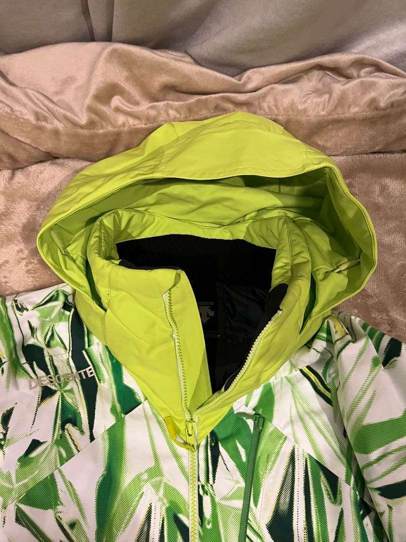 【新品未使用】デサント S.I.O スキーウェア 上下セット Mサイズ 技術選