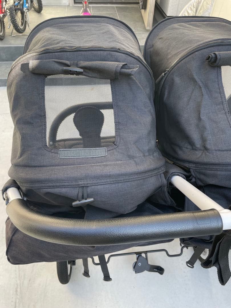 【直営店限定カラー】エアバギーココダブルフロムバースブラック双子