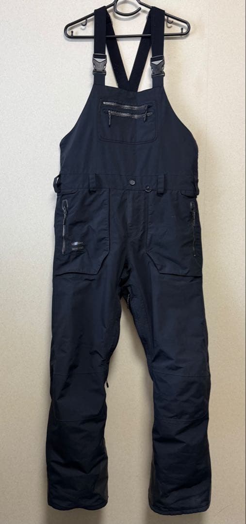 ボルコム　ビブパンツ