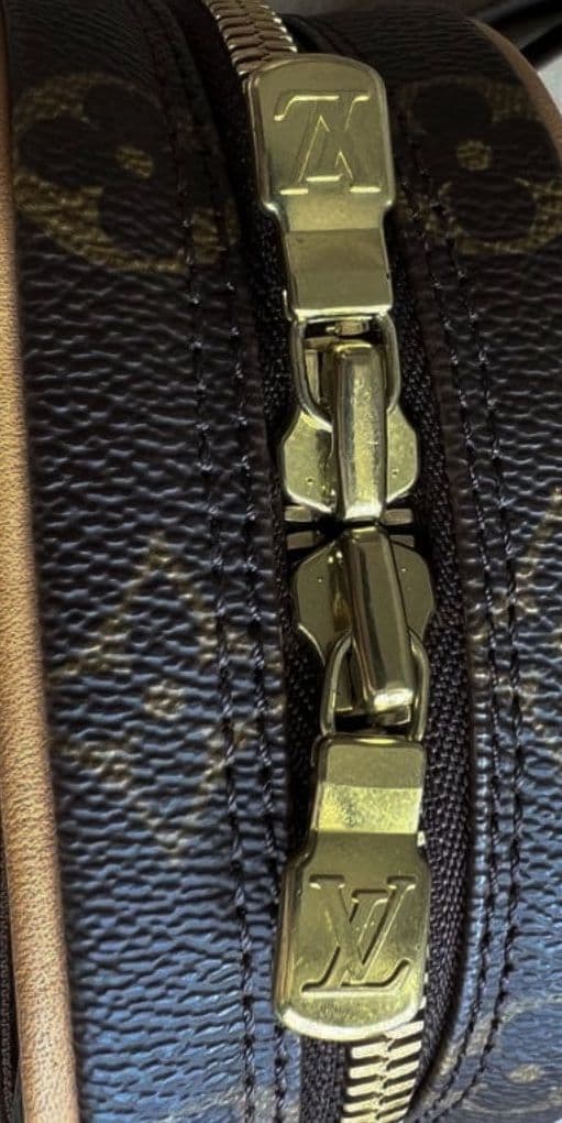 数時間限定　Louis Vuitton ポシェットガンジュ　モノグラム 新品