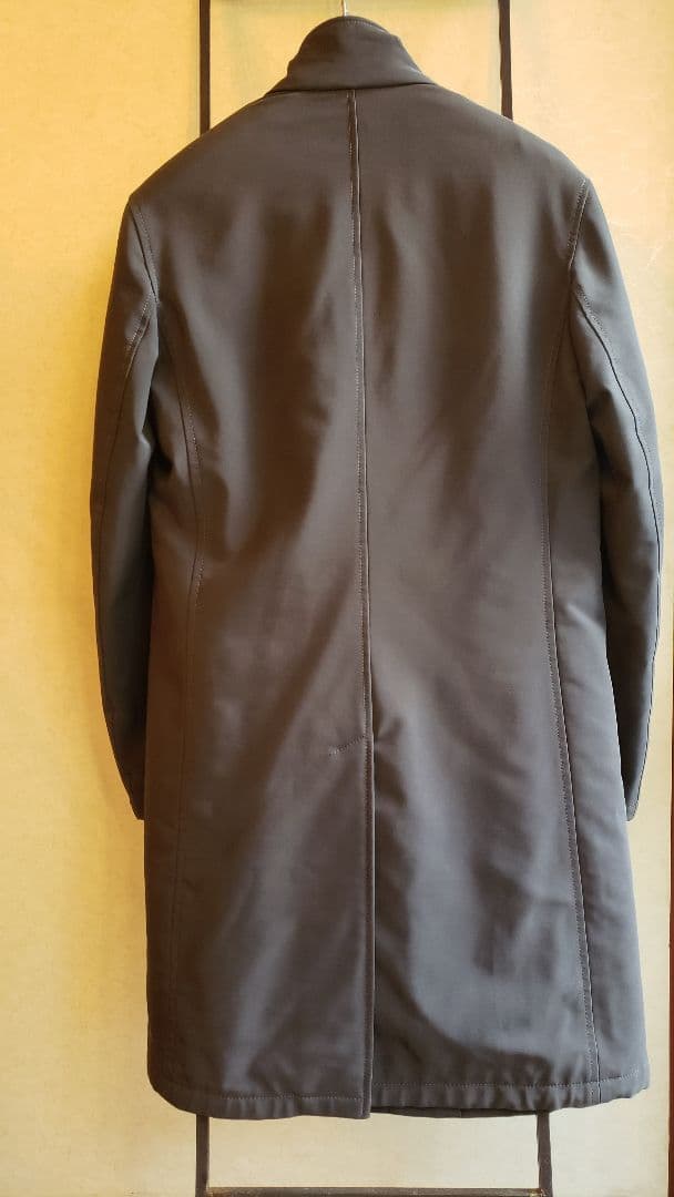 PRADA ステンカラーコート