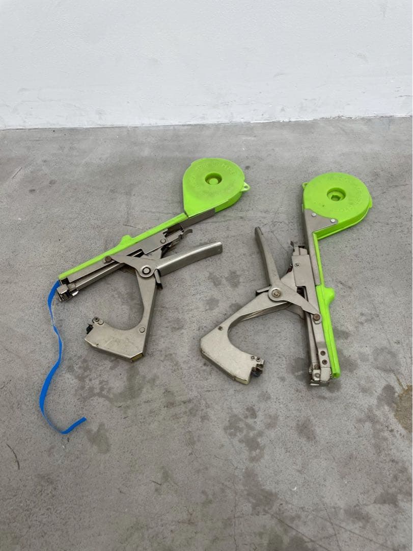 【名機】MAX マックス 園芸用結束機 テープナー HT-B 2台セット