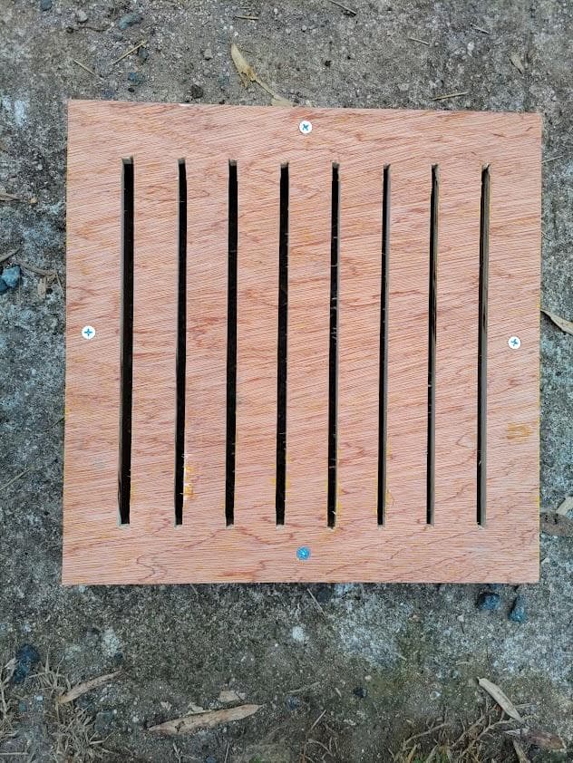 日本蜜蜂 重箱式巣箱4段 スライド底板 t付巣門台座　スノコ付き　セット割有